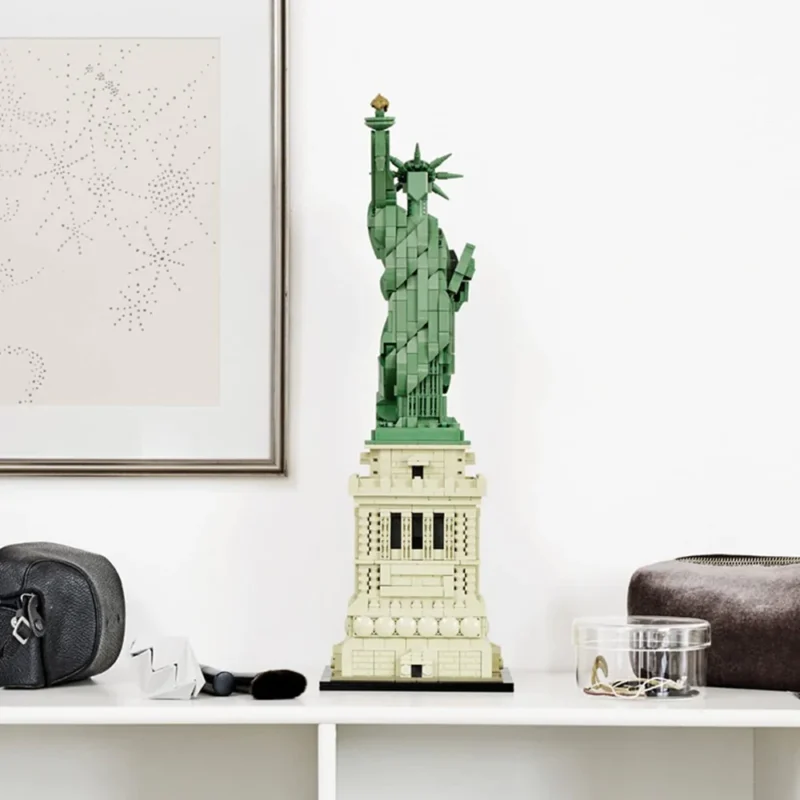 LEGO Architecture Statue of Liberty Construction Toy