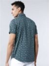 Men Slim Fit Printed Cut Away Collar Casual Shirt - Image 3